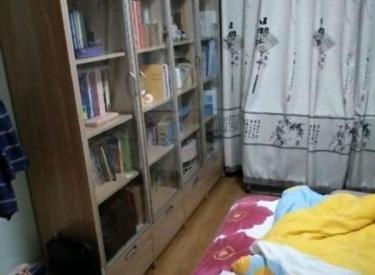 君临天下三期 紧邻地贴9号多层三楼 精装修勋望小学随时看房