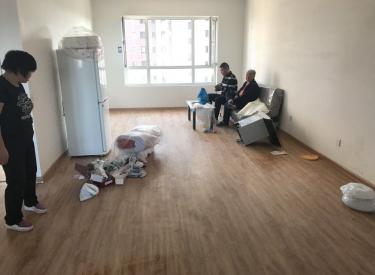 万锦香樟树 地铁旁 新装出租 浑南中路 交通便利 随时看房