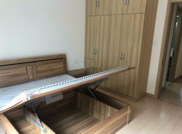 万科金域蓝湾 精装两室一楼 干净整洁 家具家电全 拎包即住