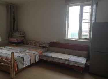 绿地老街坊一期 28万易居小户型 花园小区 交通便利