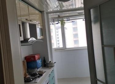 虹桥总校地铁9号线10号线换乘站中间楼层不把山不临街