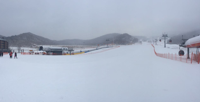 爱奥运 爱滑雪 跟着万科滑g1 松花湖雪道首滑仪式成功