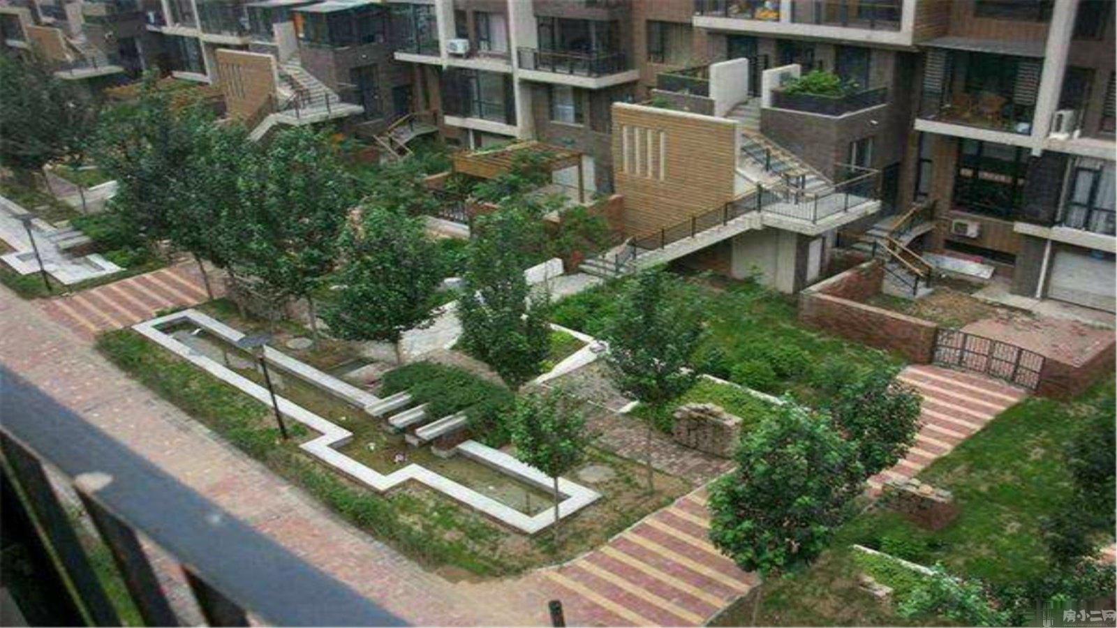 宏发三千院急售74平48万临近9号线临近生鲜超市随时看房.