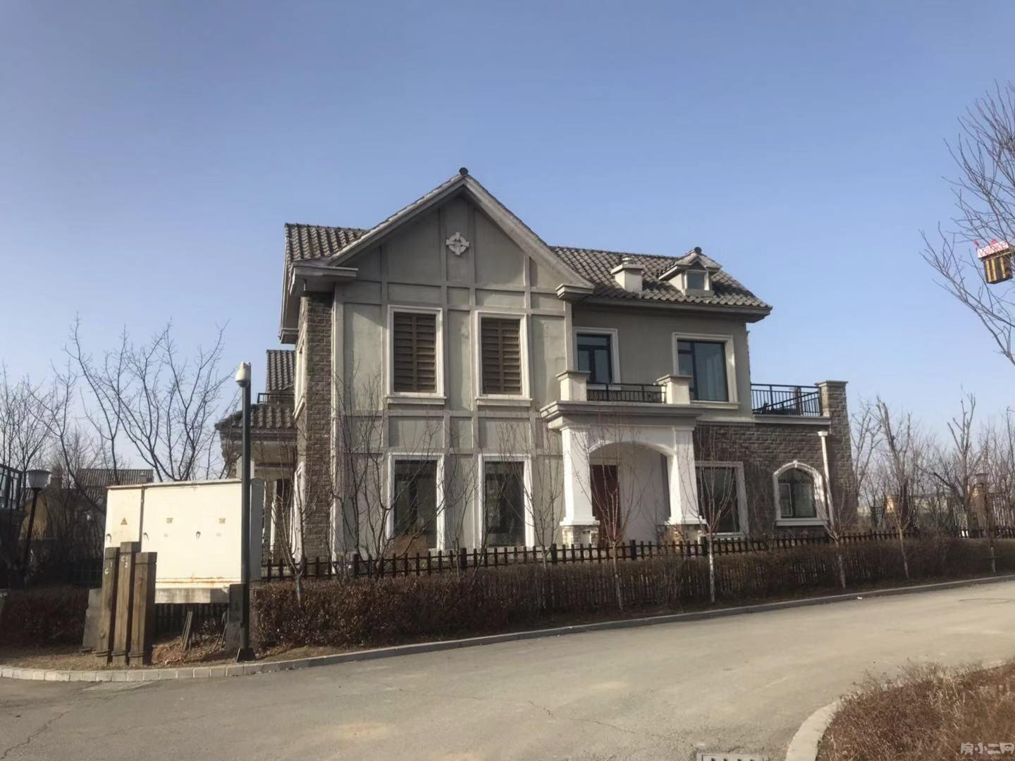 棋盘山中旅蓝爵25045㎡联排现房赠送比11