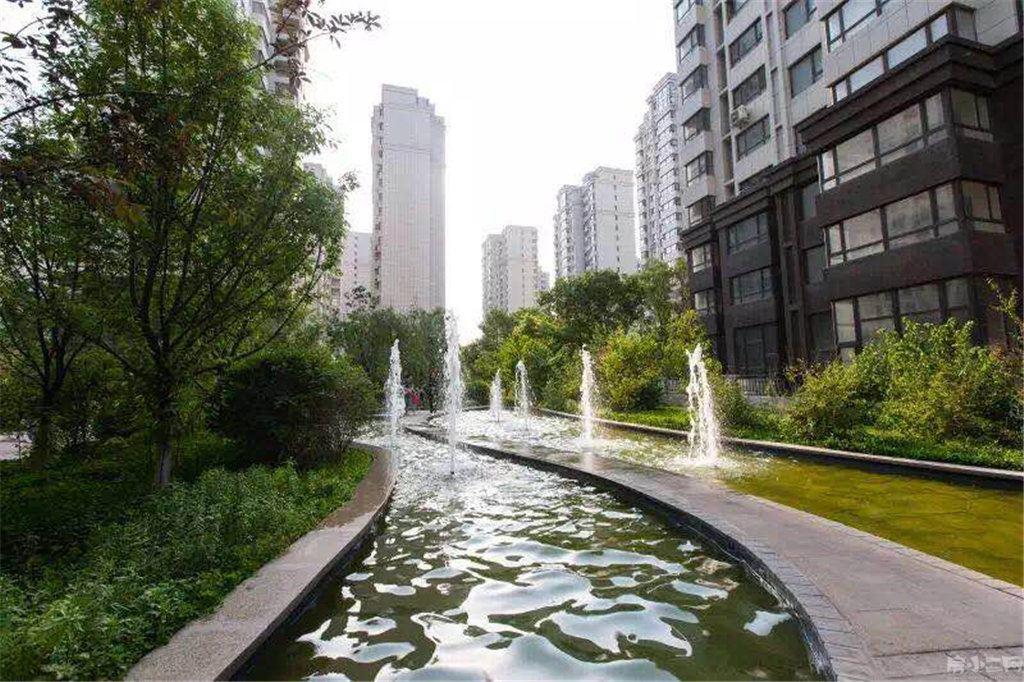 于洪广场依云首府直通地铁精装修南北标户沈师2校