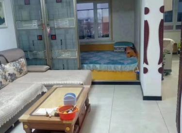5楼 西明厅二室 精装修 南北户型 东塔安居小区