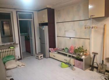 中街地铁附近,馨龙小区,南北通透,二楼,价格优惠,有钥匙随时看