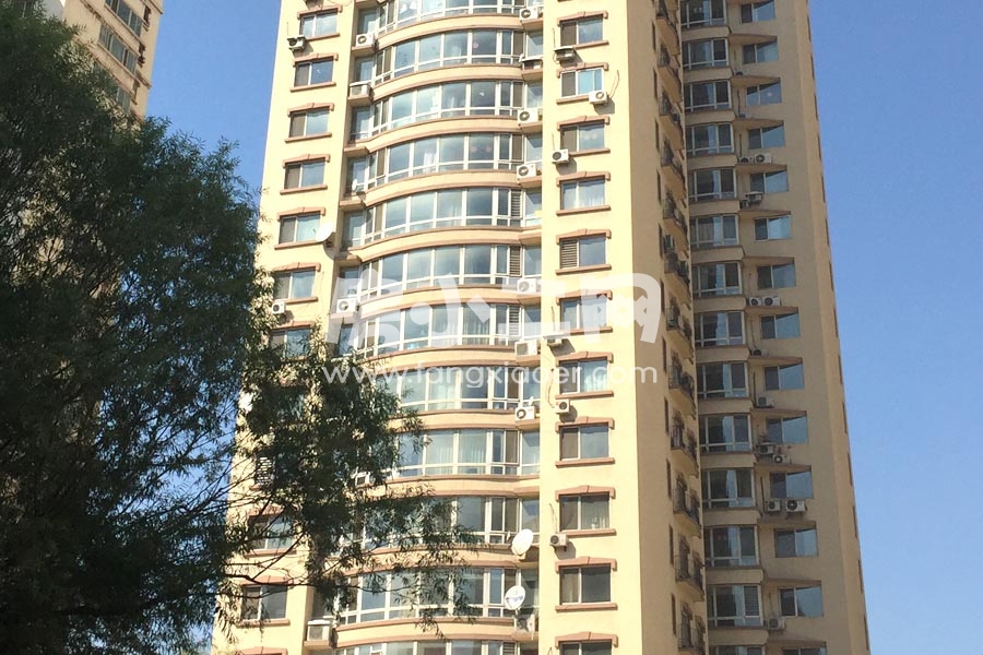 翔凤华园 3室 2厅 2卫 138㎡