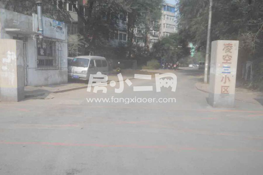 滑翔三小区 2室1厅1卫 精装