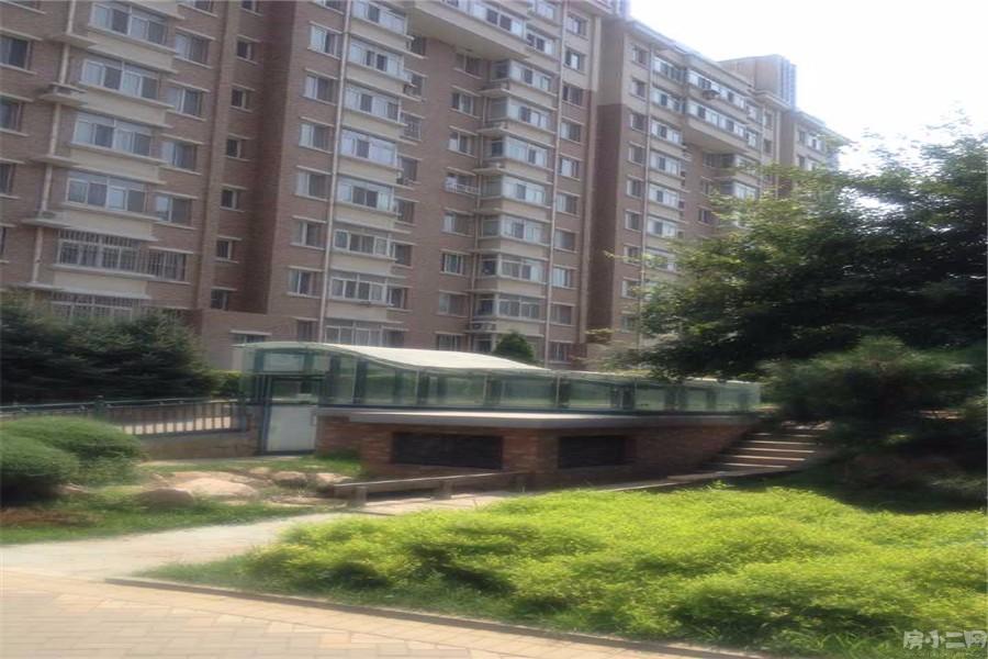 中房金河花园3室2厅1卫143㎡