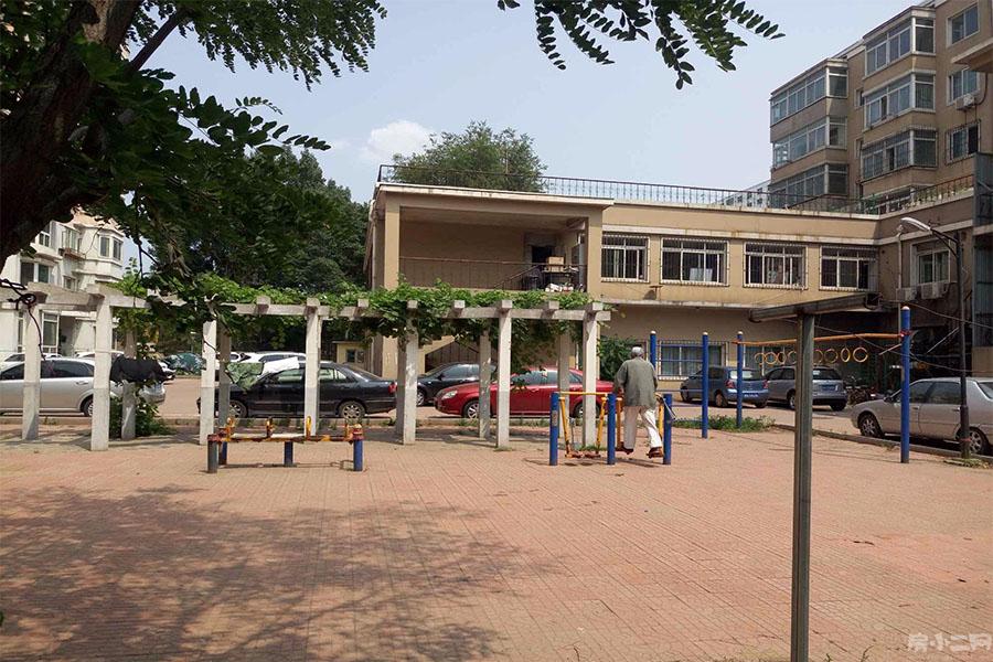 新华园2室1厅1卫554㎡