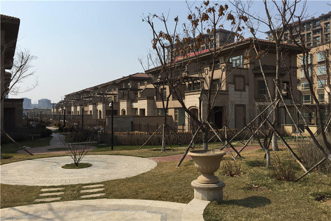 保利达·翠堤湾,位于沈阳沈河区东部中心板块,紧邻城市二环,据守