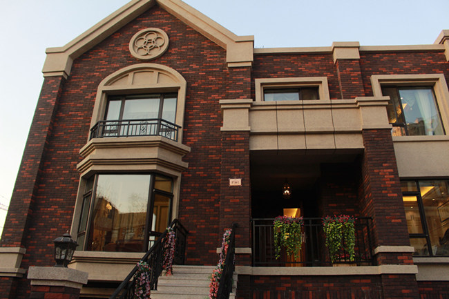 资讯 楼盘动态    郡原小石城给您多种选择,高层,洋房,别墅任你挑,在