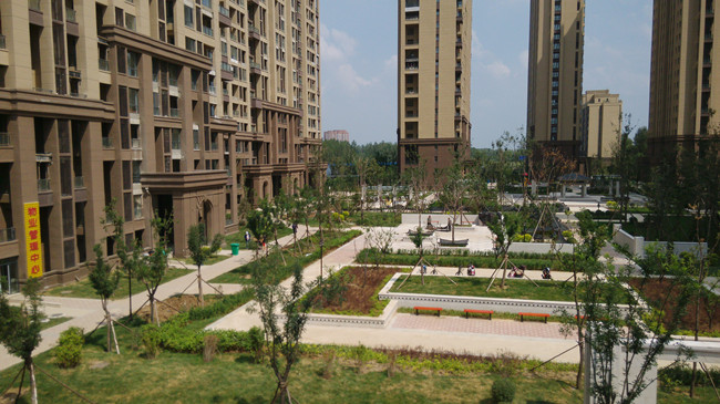 赠送多:更为重要的是,颐和城既规划有八九十平南北通透的中小户型,又