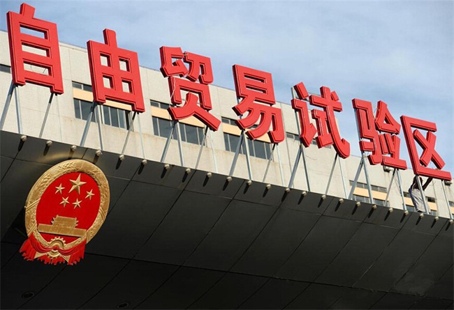 从横琴自贸区,南沙自贸区的发展来看,自由贸易园区的辐射作用不容小觑